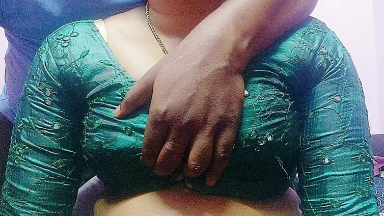 Desi Mohini: Indiancă desi Bhabhi face sex dur cu tatăl vitreg
