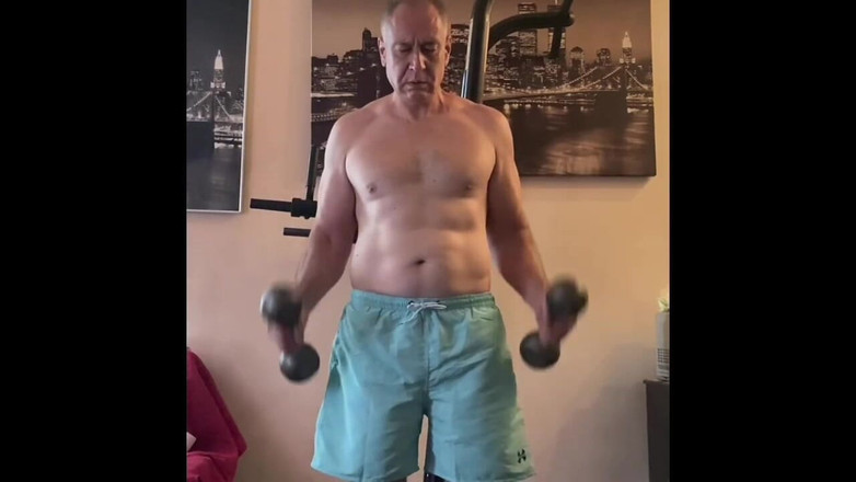 Alex Art: जिम में फिल्म