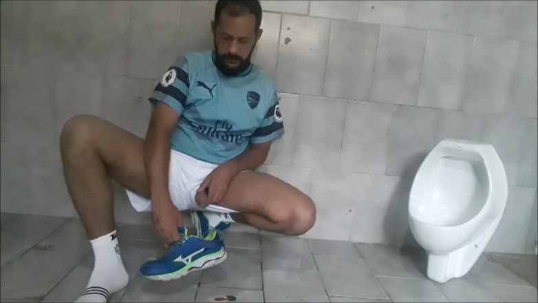 Stink HairyMale: Soccer piss (V000016)