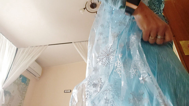 savannahamatoriale: Elsa, hiç dondurulmuş değil