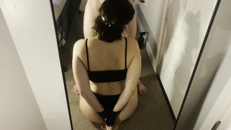 gabriellablows: Kasih aku semua sperma ayah, aku janji bakalan jadi pelacur...