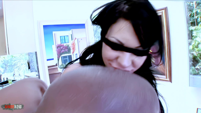 BBC and Interracial: Dövmeli esmer mason monroe bağlı ve büyük zenci tarafından sikiliyor