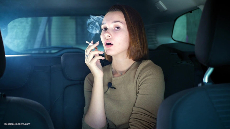 Russian Smokers: Sexy Russian Babe Smoking Cigarette Natural Setting