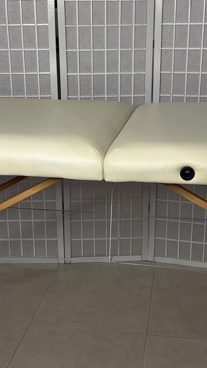 Sheryl X Sinclair: Пародия на клинику: Пришла к проктологу, чтобы проверить мой кишки