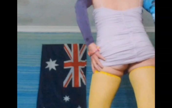 Lizzaali: Gra w My Beautiful Purple Dress Yellow Stock8ngs i Purple...