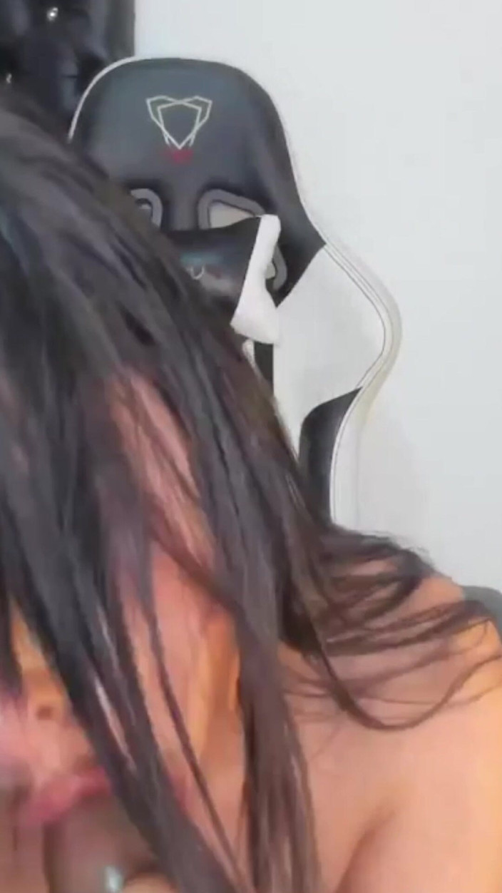 Colombianas amateur: Holka chce být šukána velmi intenzivně