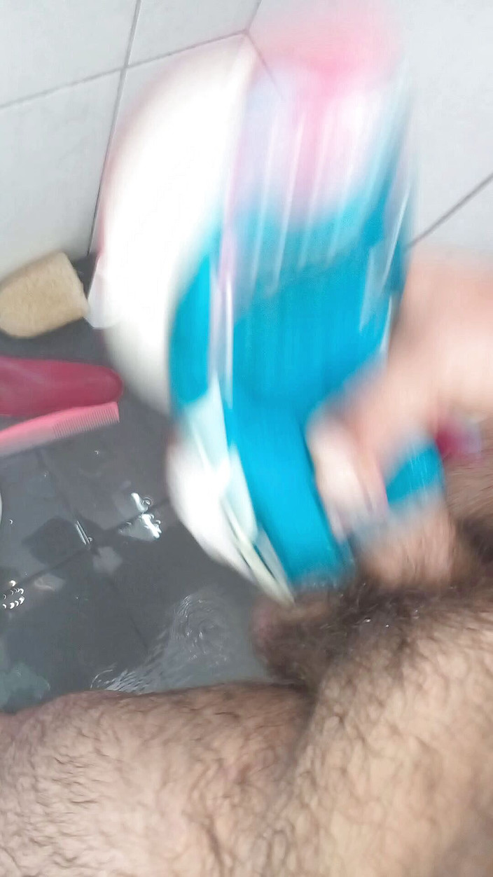 Sneakerfetish_BR: 화장실에서 아식스 따먹는 스니커즈