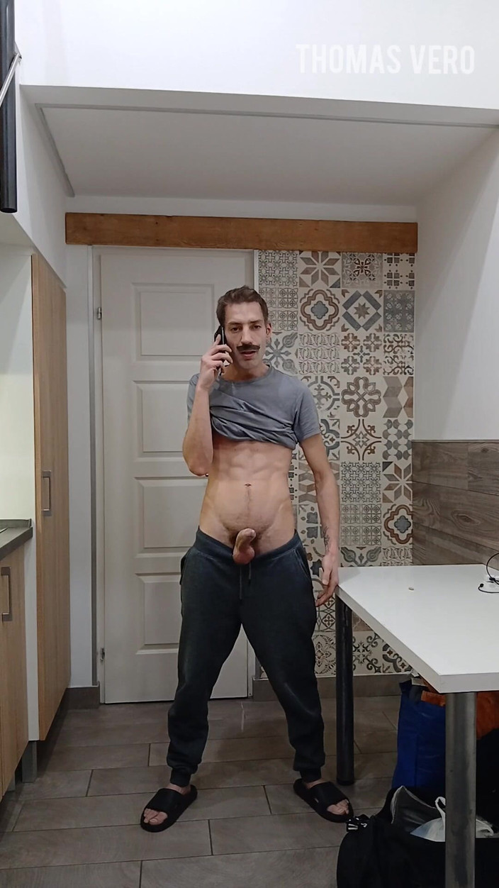 Vero Thomas: हैंड्सफ्री सह थॉमस वेरो हाथ मुक्त