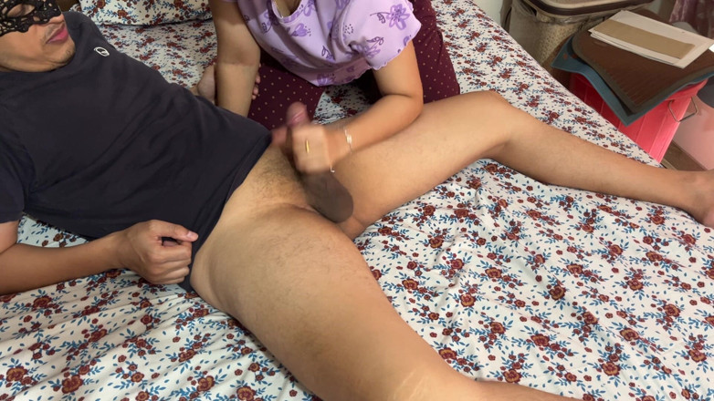 jackfucks: Hot Indian Housewife Close up Sex in Bed