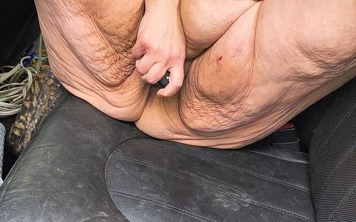 HerculesnVENUS: Han tog sin slampiga hora till skogen i baksätet Han...