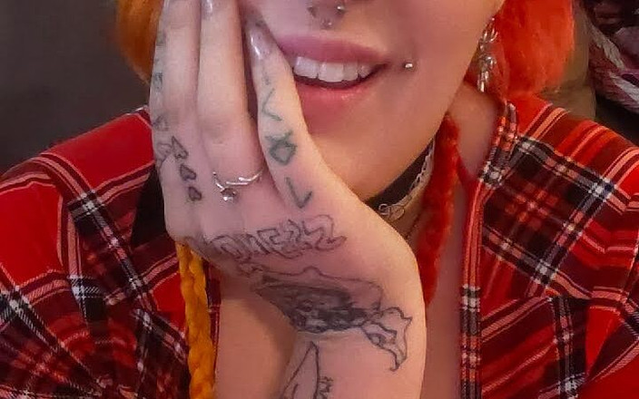 MarkkedBunniigirl: Uni-mädchen solo mit vibrator