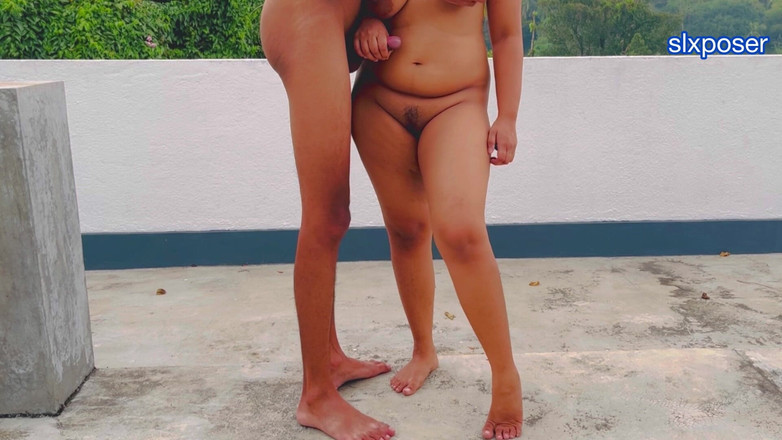 slexposer: Закат на балконе, трусики на полу, задница за край. Трахают, как единственное, что вид