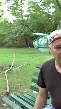 Küken-fremder bekommt ihre muschi hart von riesigen schwanz gebohrt