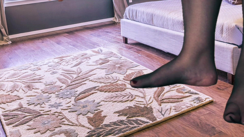 cutejayne: BBW Becomes Giantess Taunts and Stomps You