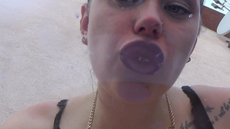Goddess Misha Goldy: Consuming 2 Ousters From the Glass! Eat &amp; Mouth &amp; Lip &amp; Tongue Fetish!