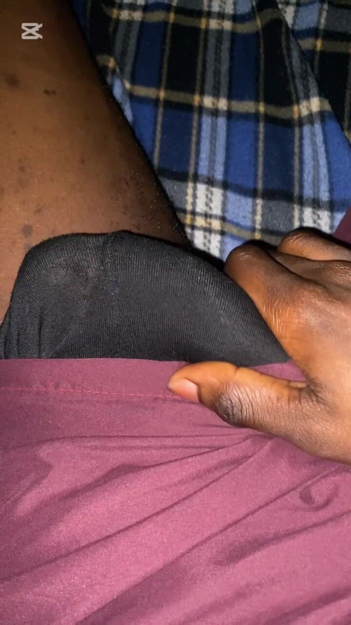 Slimniqqa: Stroking BBC After Hitting the Gym