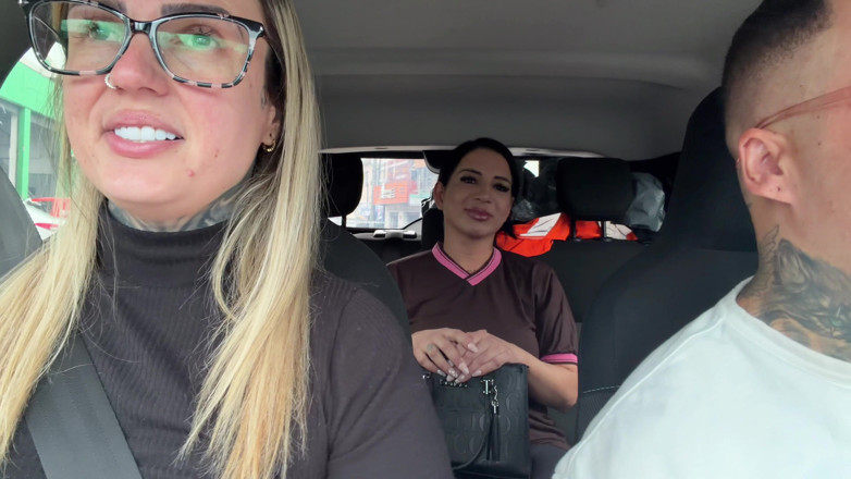 Couple dna: Teacher Quits the Profession and Surprises Us