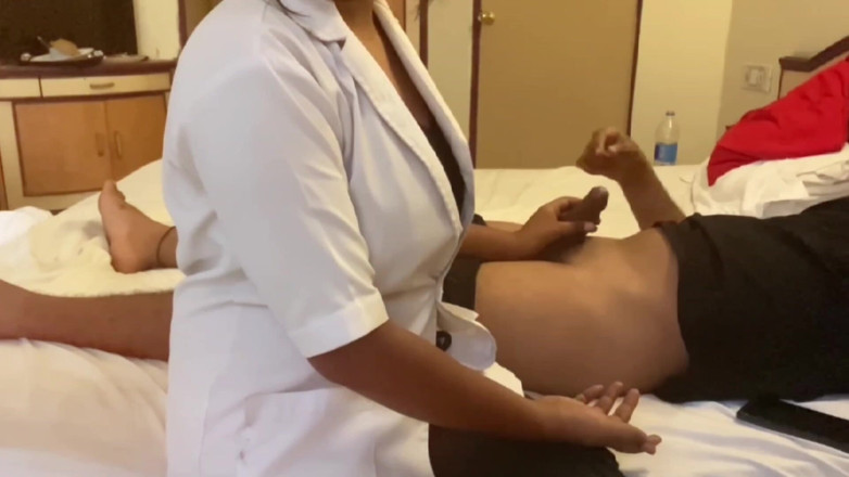 Pinkididi: Video di sesso medico e paziente vero dottore culo grosso...