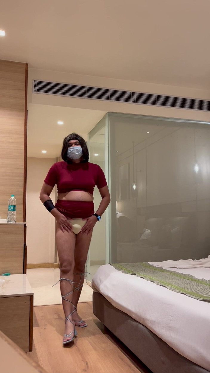 Jessica Leone: Jessica准备迎接客户