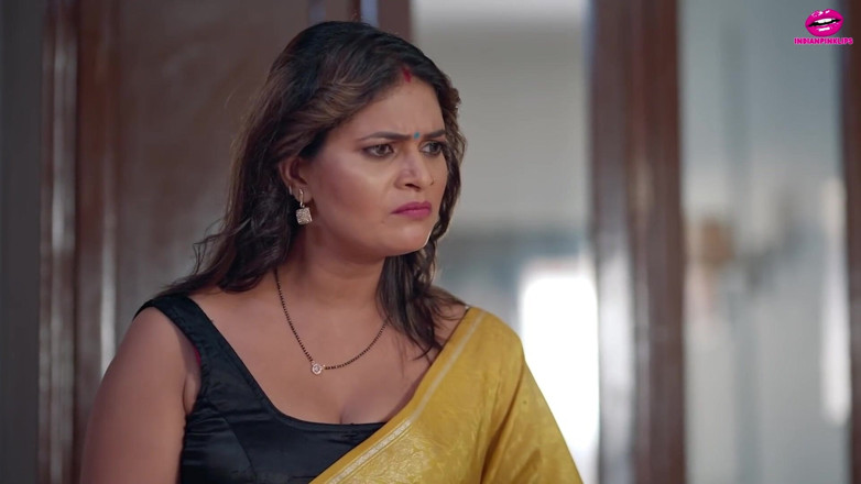Indianpinklips: Une indienne magnifique calme son mari en colère