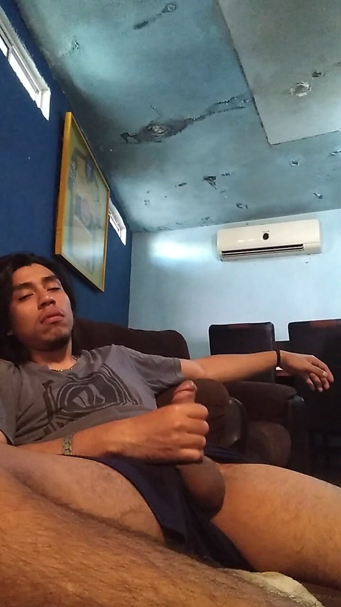 AlexAlejandro13: Chỉ cần nhìn vào khuôn mặt baby nóng bỏng của...