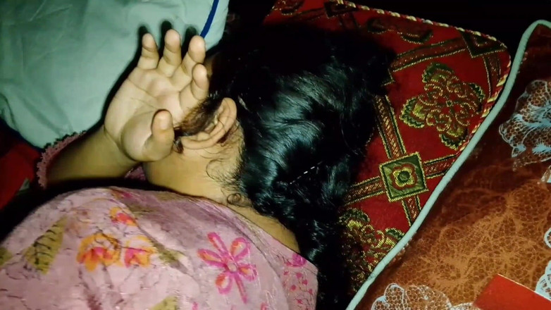 QueenbeautyQB: सौतेली बहन की शानदार चुदाई - सौतेली बहन ने कहा कि सौतेला भाई मुझे कृपया छोड़ दो