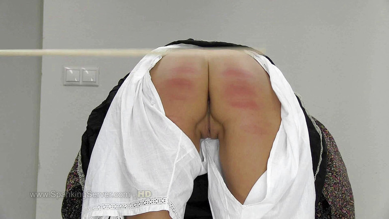 Spanking Server: Tyron порет, наказывает в тюрьме