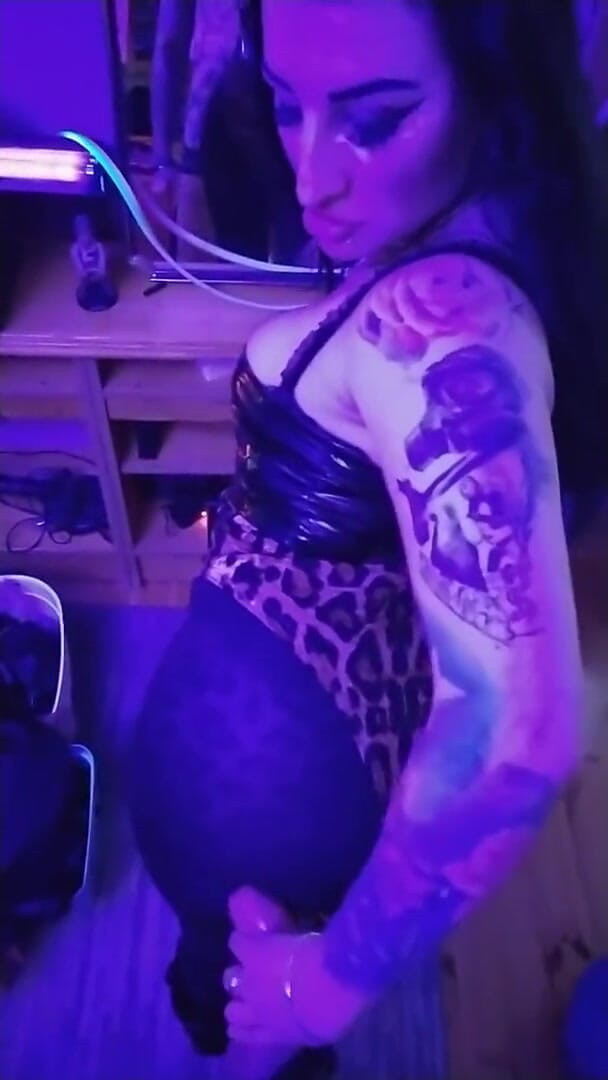 KatrixandCaliforniaLatex: Katrix 핫한 모음집 latex, 후장, 자지 빨기