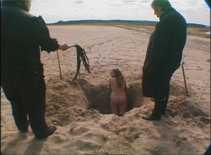 Absolute BDSM films - The original: Outdoor domination on the beach