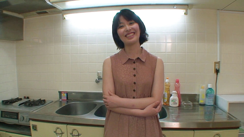 Japan Lust: 他在厨房里有她的狗式