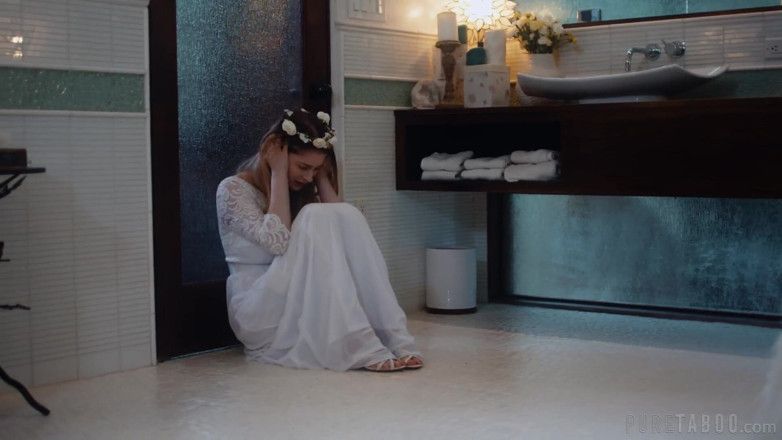 Pure Taboo: Pure Taboo 新娘bunny colby的压抑女同欲望被继妹alex Coal摧残
