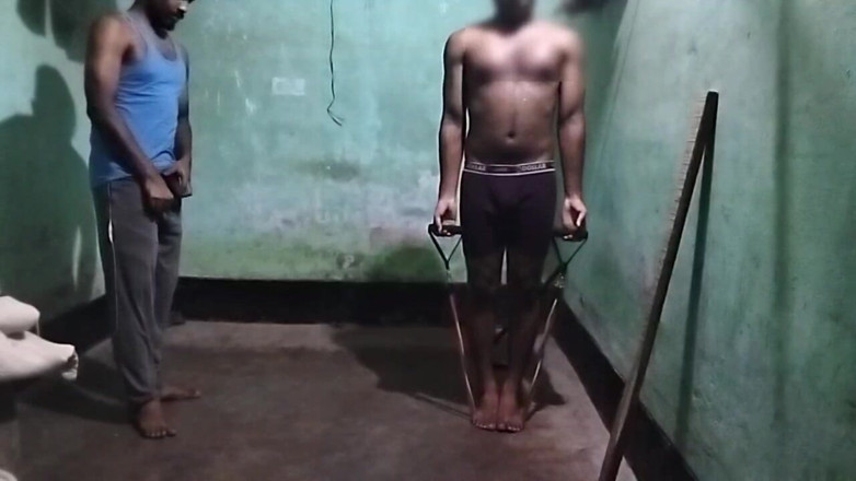 Desi Tits: First Time Gym Boy Fuking Masturbates