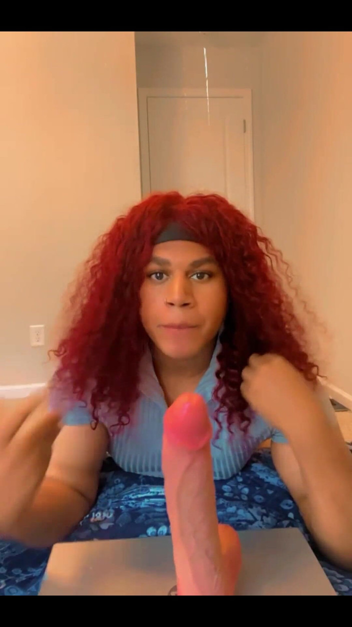 Hicktown_hoochi: Chupando grande brinquedo branco