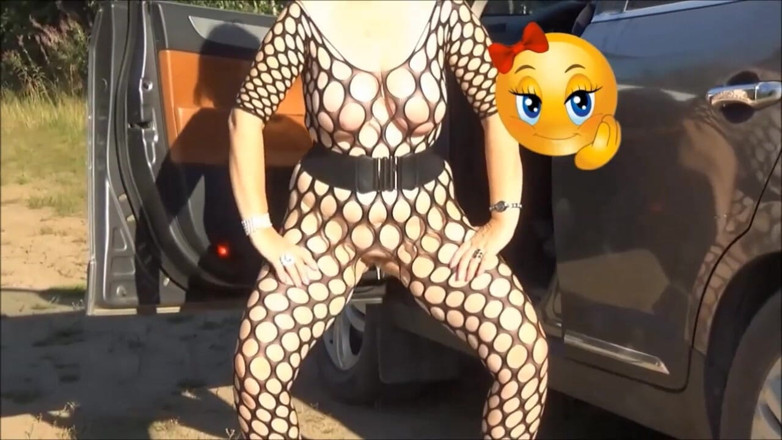 StrongSrg: Finished the slut in pussy right on road