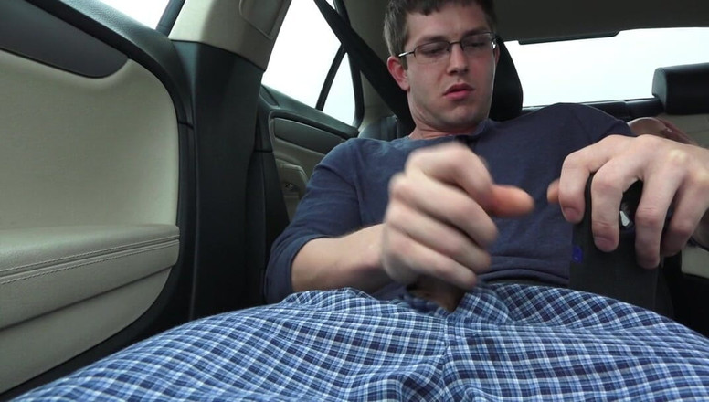 Colby Knox: Keseronokan Perjalanan Jalan