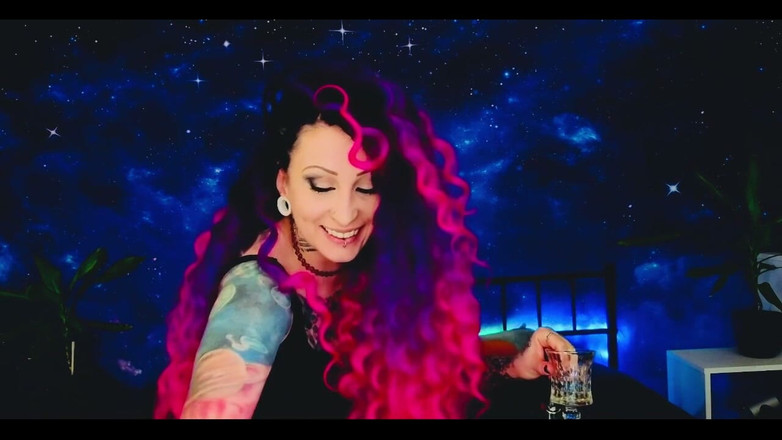 Marta Katze: Un attimo dal mio fottuto stream di compleanno