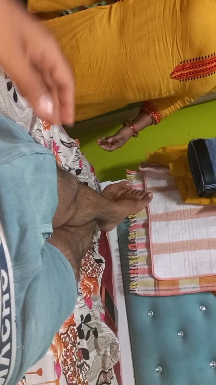 Rucku: Nuova coppia sposata che fa romanticismo insieme.