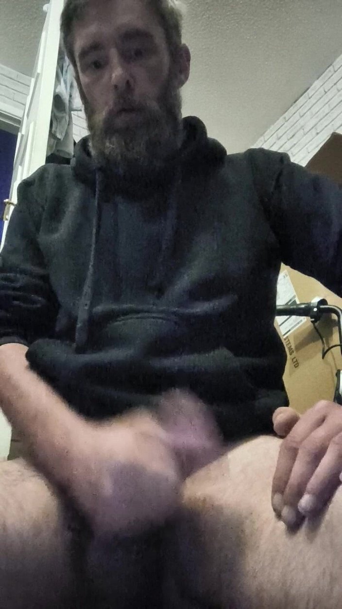 Smoking stoker: Wanking My Big Hard Dick and Smoking While Edging