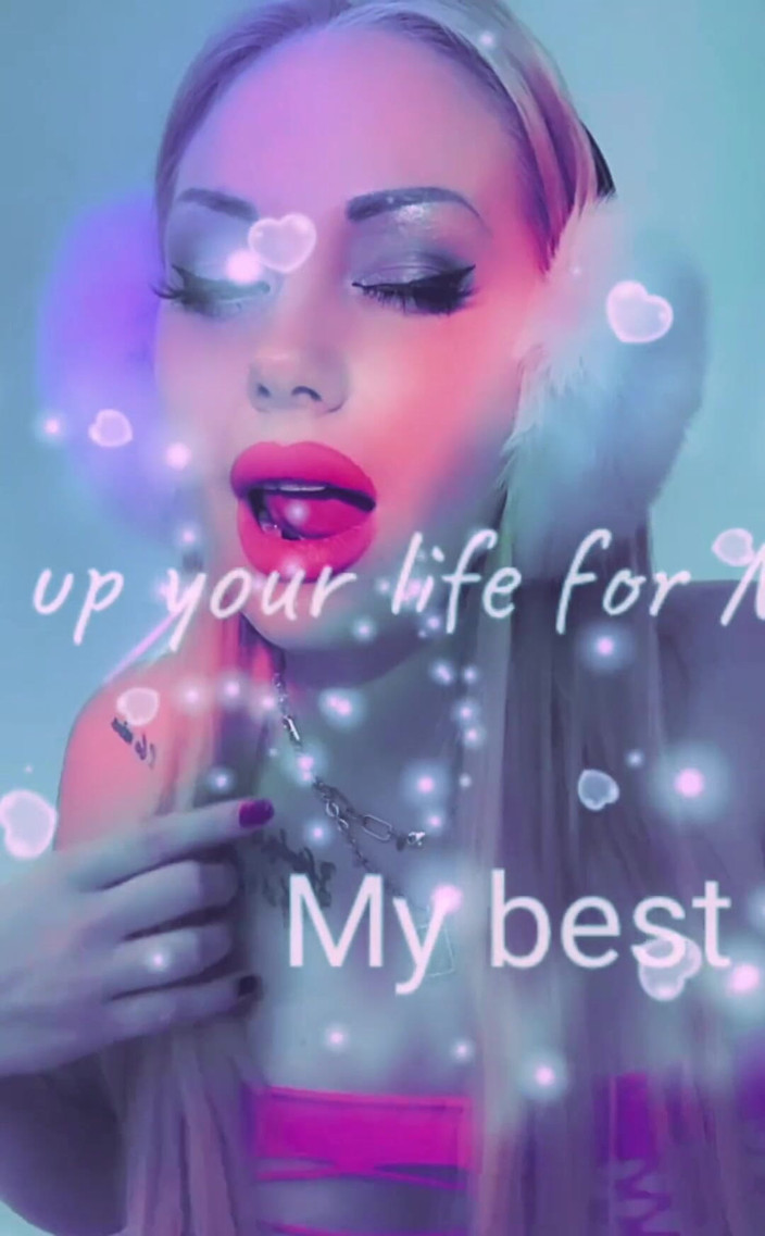 Goddess Misha Goldy: Я заставлю тебя принести мне все больше и больше золота, ты навечно питаешь меня богатством