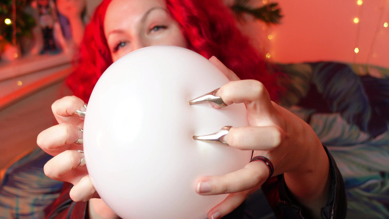 Arya Grander: ASMR vzduchové balónky nohy video