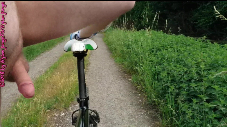 Carmen_Nylonjunge: Insemina estranha meia-calça