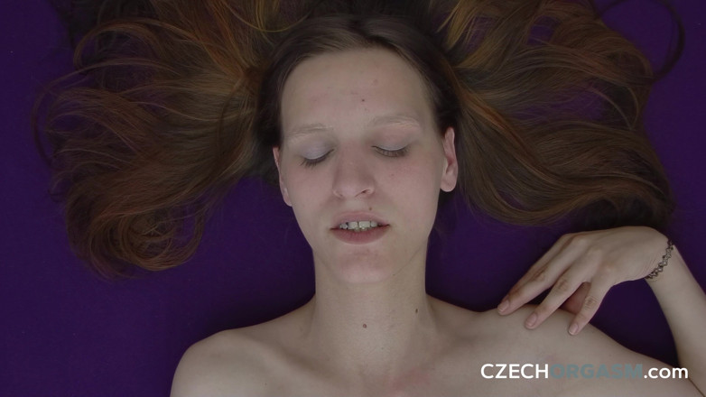 Czech Orgasm: Orgasme Ceko 46 cewek semok suka main kandang - difisting dan dikecingin...