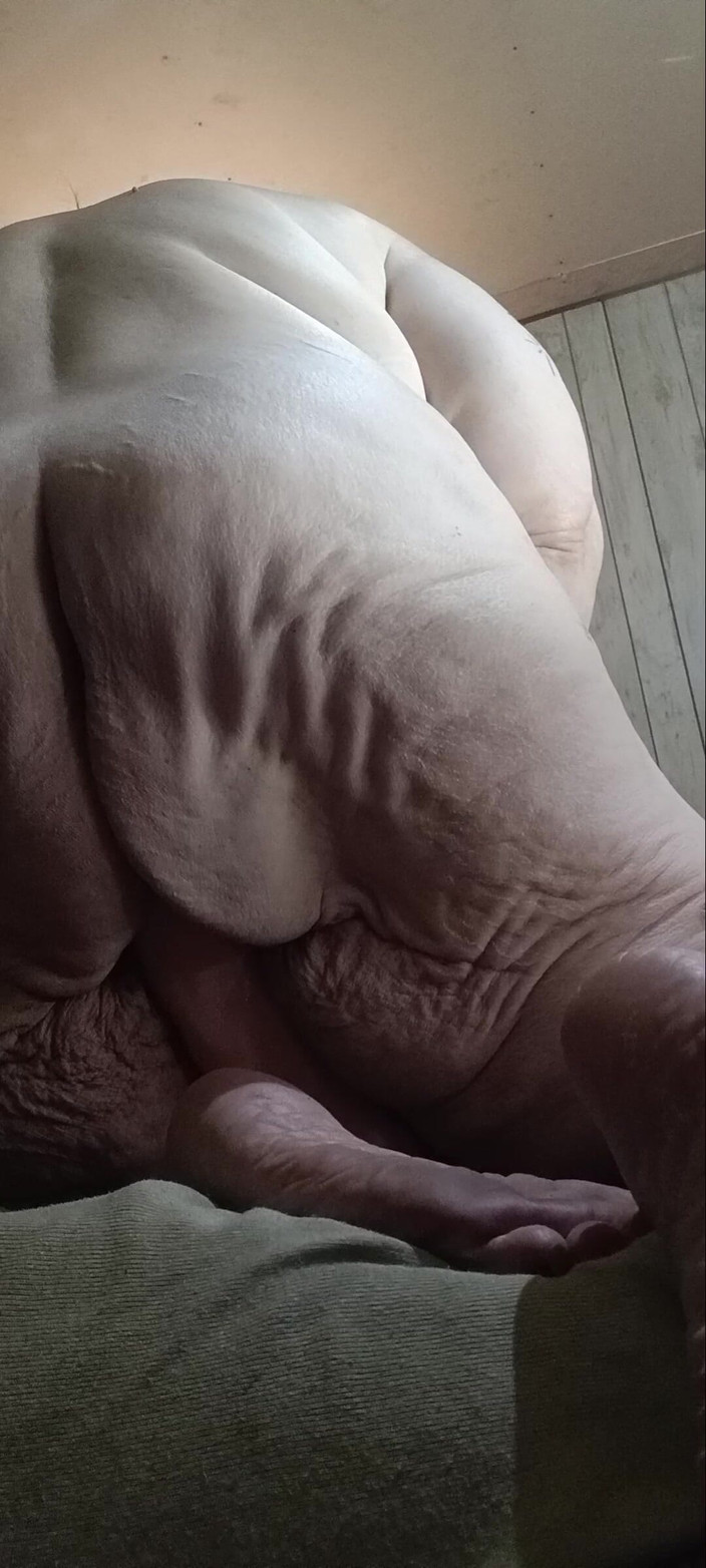 HerculesnVENUS: La puttana perversa scoreggia di nuovo