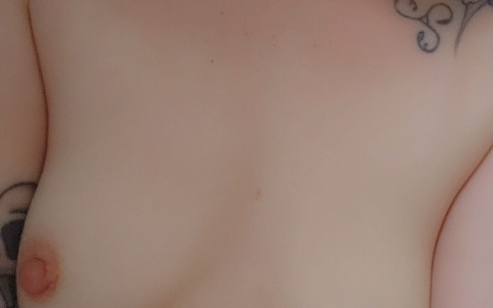 LilMunchkin_66: Kąpiel Solo Gra Z Moją Seksowną Cipką