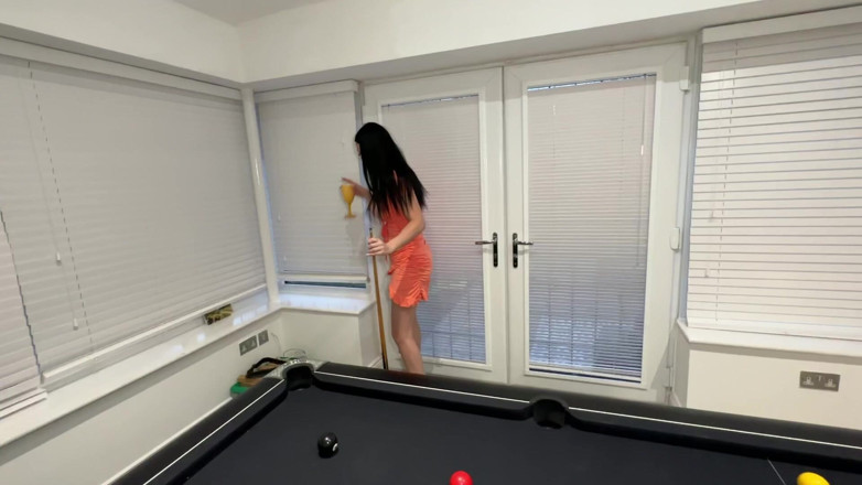Jasmine Jae: Kencan Buta Tanpa Kondom