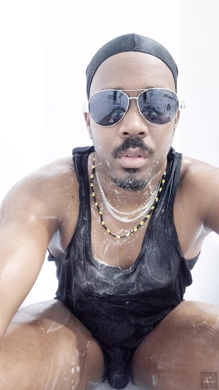 Soft Soleman: 我在浴缸里洗我的身体（4） （2025）