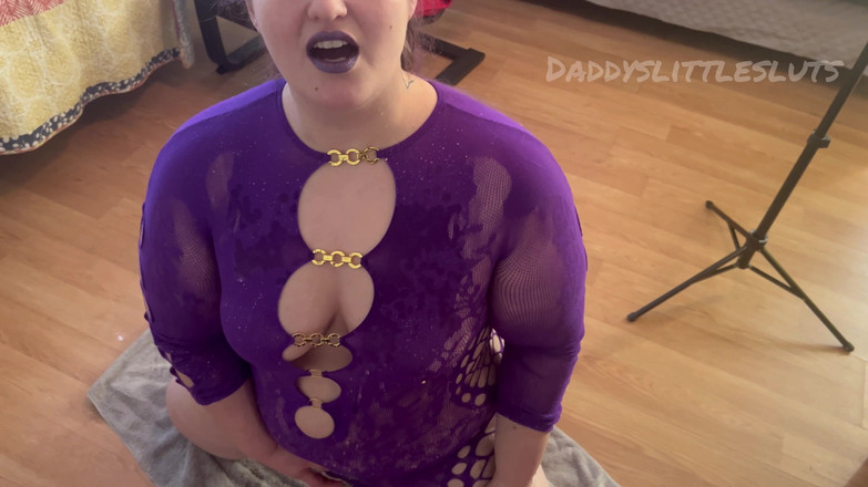 DaddysLittleSluts: डैडी मुझ पर पेशाब करते हैं! एकल हस्तमैथुन