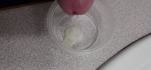 Ry Harder: Döl boşalması Pirsingli Kral