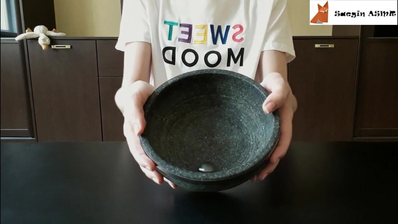 Saegin: 2[ASMR] Powtarzające się dźwięki