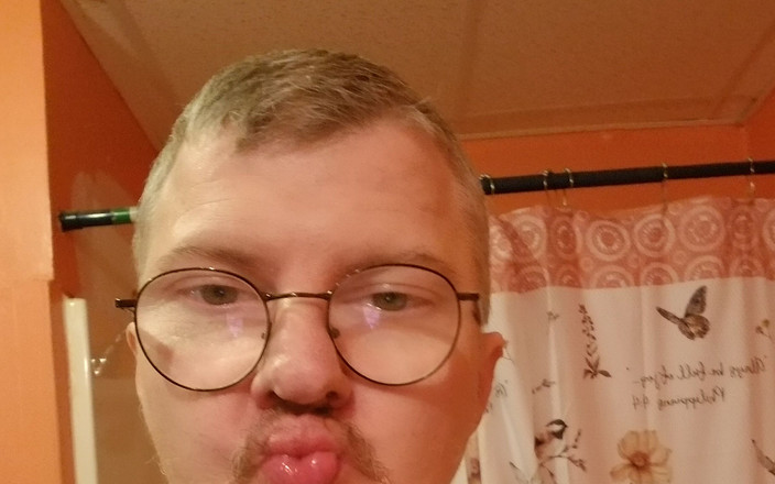 Ifunboy69: Tạo dáng ấn tượng